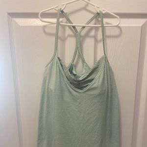 Lululemon Sz 8 Flowy tank top with built in bra